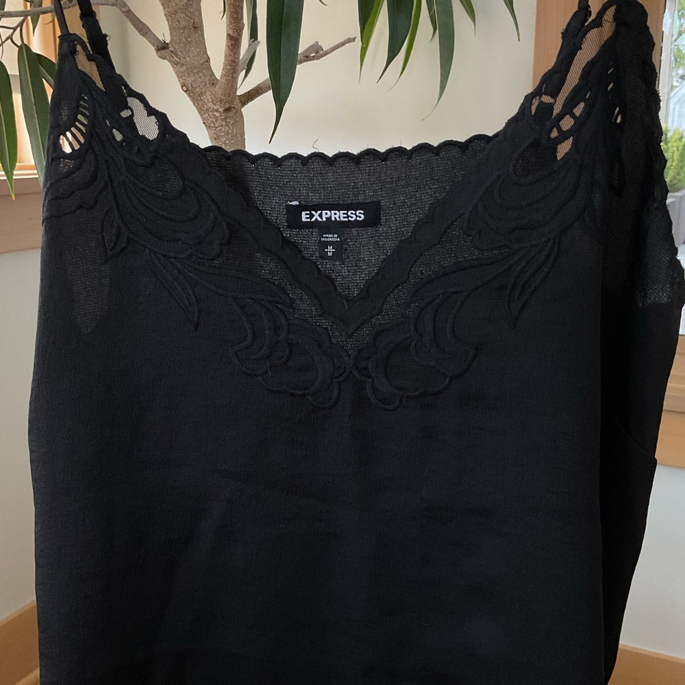 EXPRESS BLACK SHIFT TANK SIZE M